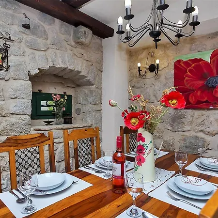 Lavanda Tatil Evi *