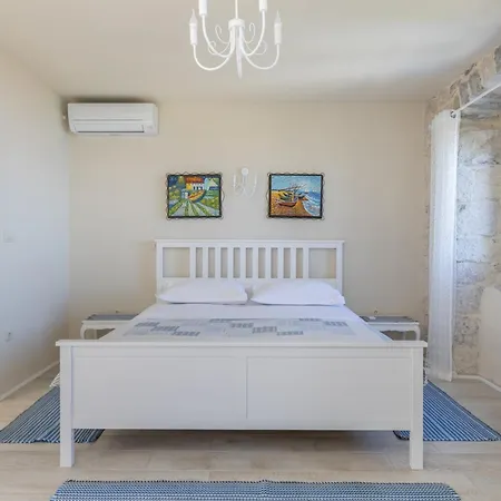Lavanda Tatil Evi *