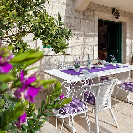 Lavanda Podgora (Split-Dalmatia)